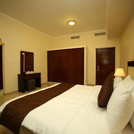 President Suites Apartments Манама Екстериор снимка