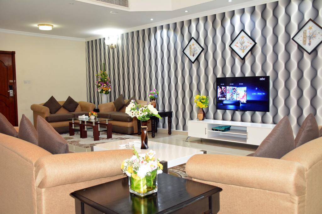 President Suites Apartments Манама Екстериор снимка