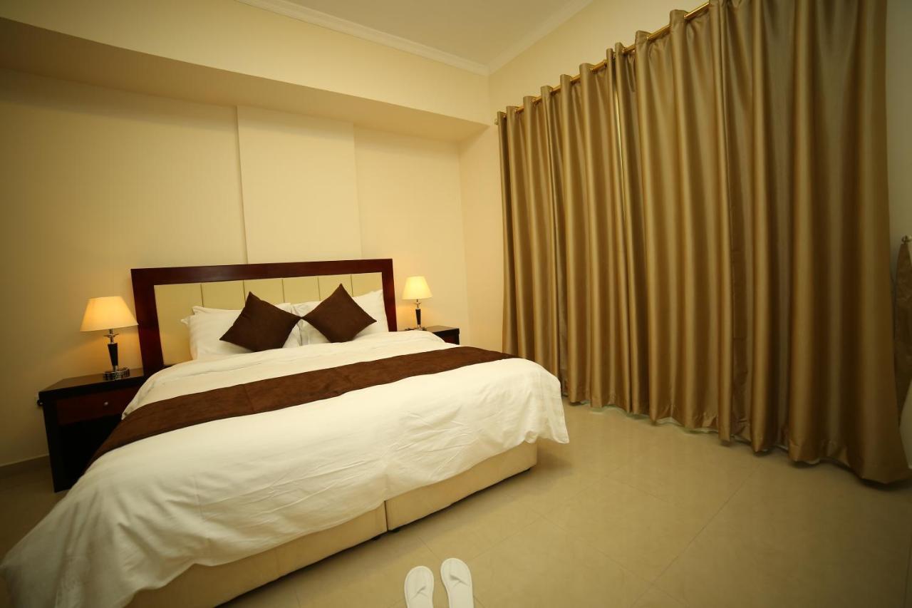 President Suites Apartments Манама Екстериор снимка